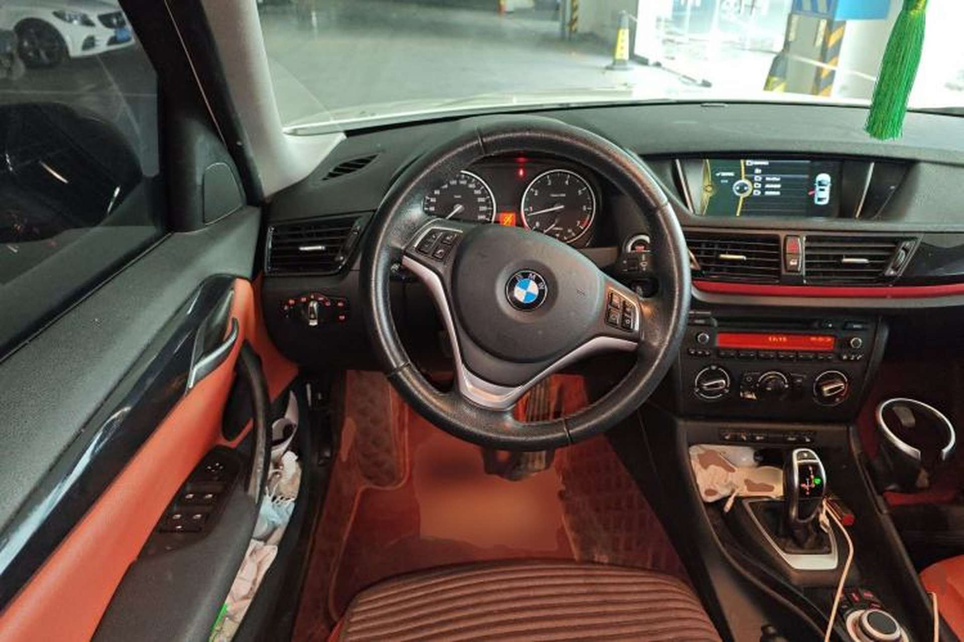Used BMW X1 2015 sDrive18i Fashion Upgrade Edition Steering Wheel