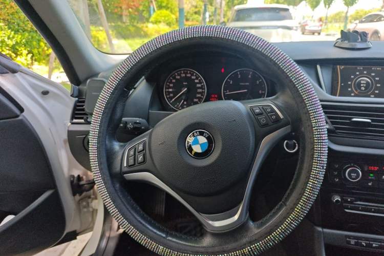 Used BMW X1 2015 sDrive18i Leading Edition Steering Wheel