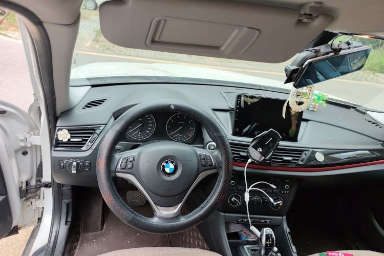 Used BMW X1 2015 sDrive18i Fashion Upgrade Edition Steering Wheel