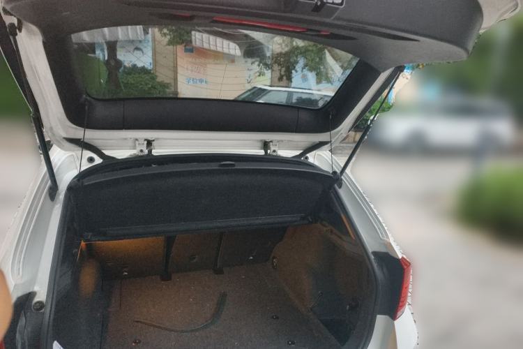 Used BMW X1 2015 sDrive18i Leading Edition Trunk