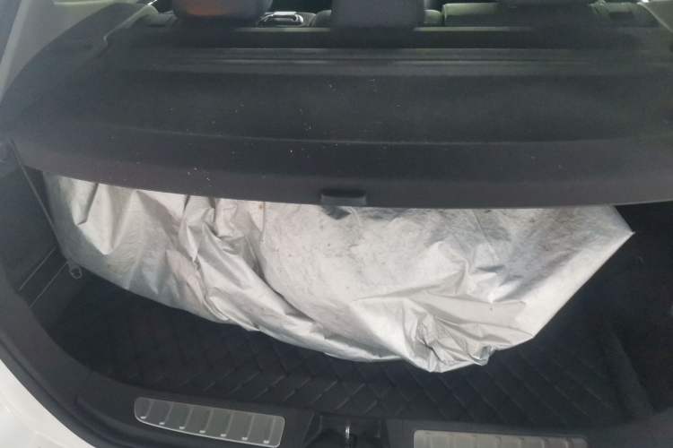 Used BMW X1 2015 sDrive18i Leading Edition Trunk
