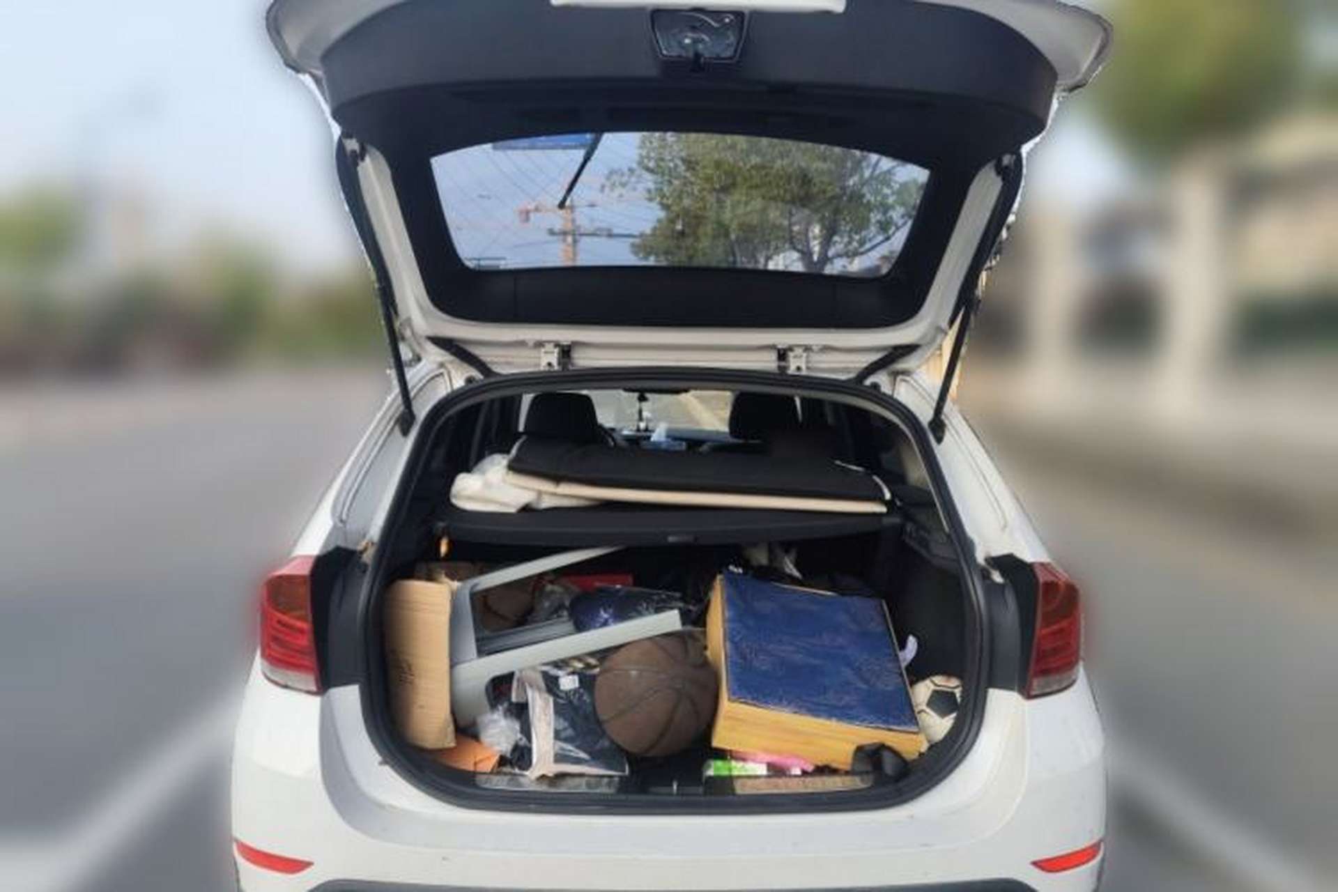 Used BMW X1 2015 sDrive18i Fashion Upgrade Edition Trunk
