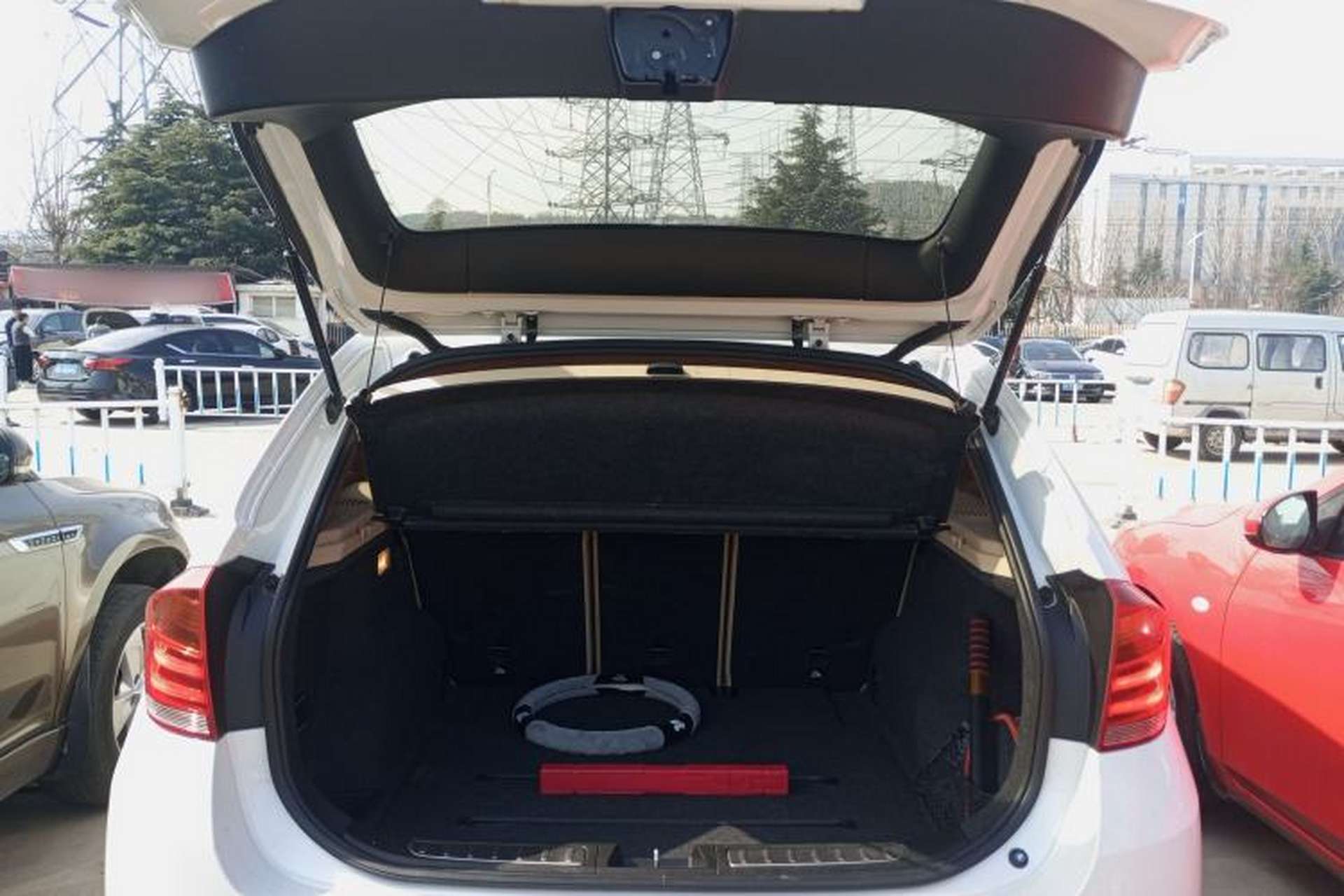 Used BMW X1 2015 sDrive18i Leading Edition Trunk