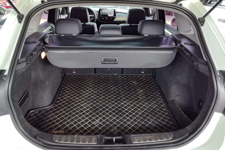 Used BMW X1 2015 xDrive20i Fashion Model Trunk