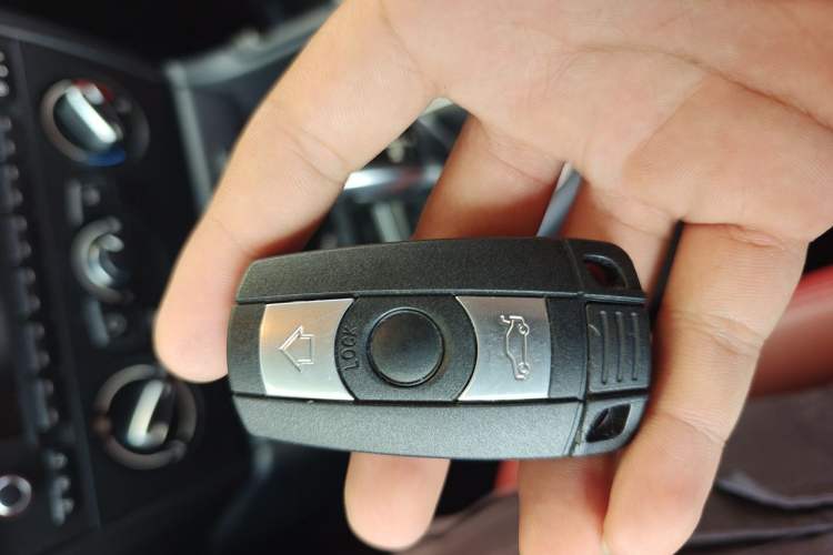 Used BMW X1 2015 sDrive18i Fashion Upgrade Edition Vehicle Key
