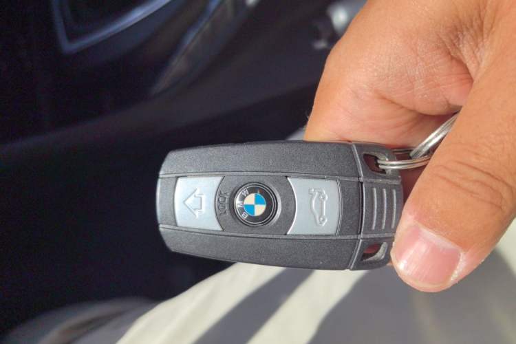 Used BMW X1 2015 sDrive18i Leading Edition Vehicle Key