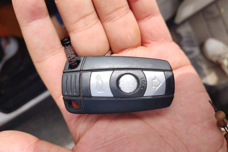 Used BMW X1 2015 sDrive18i Leading Edition Vehicle Key
