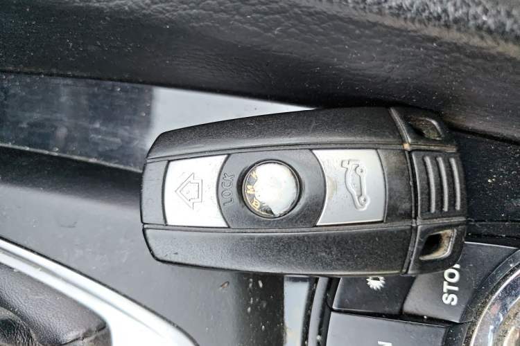 Used BMW X1 2015 sDrive18i Fashion Upgrade Edition Vehicle Key