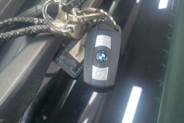 Used BMW X1 2015 sDrive18i Leading Edition Vehicle Key
