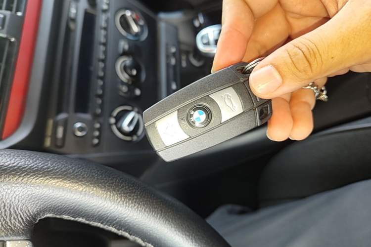 Used BMW X1 2015 sDrive18i Fashion Upgrade Edition Vehicle Key