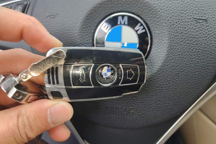 Used BMW X1 2015 sDrive18i Leading Edition Vehicle Key