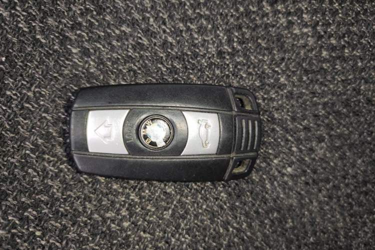 Used BMW X1 2015 sDrive18i Fashion Upgrade Edition Vehicle Key