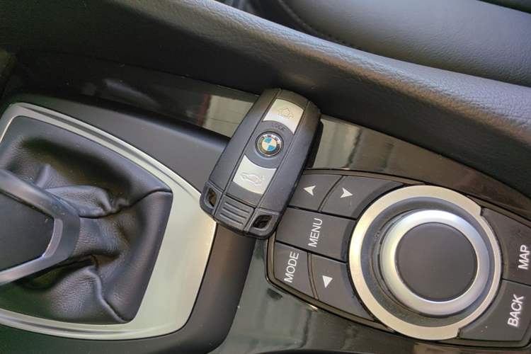 Used BMW X1 2015 sDrive18i Fashion Upgrade Edition Vehicle Key