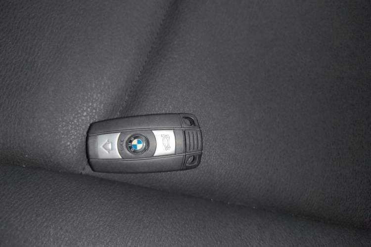 Used BMW X1 2015 sDrive18i Leading Edition Vehicle Key