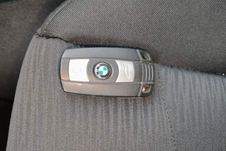Used BMW X1 2015 sDrive18i Fashion Upgrade Edition Vehicle Key