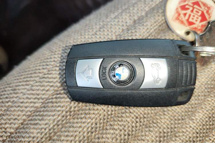 Used BMW X1 2015 sDrive18i Fashion Upgrade Edition Vehicle Key