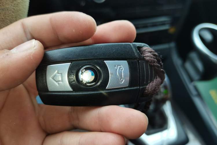 Used BMW X1 2015 sDrive18i Leading Edition Vehicle Key