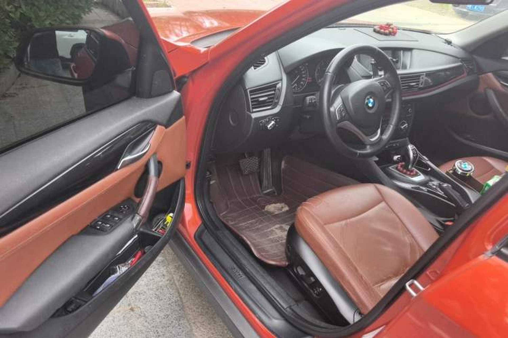 Used BMW X1 2015 sDrive18i Fashion Upgrade Edition Driver Seat