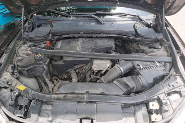Used BMW X1 2015 sDrive18i Leading Edition Engine Bay