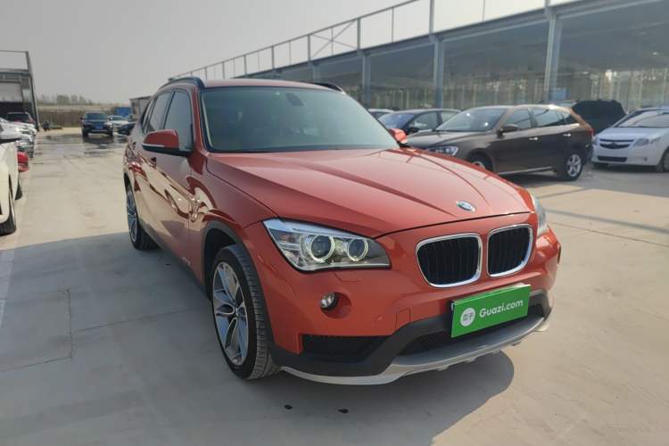 Used BMW X1 2015 sDrive18i Leading Edition Front Right 45 Deg
