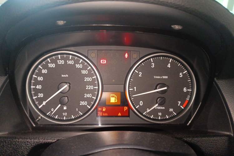 Used BMW X1 2015 sDrive18i Fashion Upgrade Edition Instrument Cluster