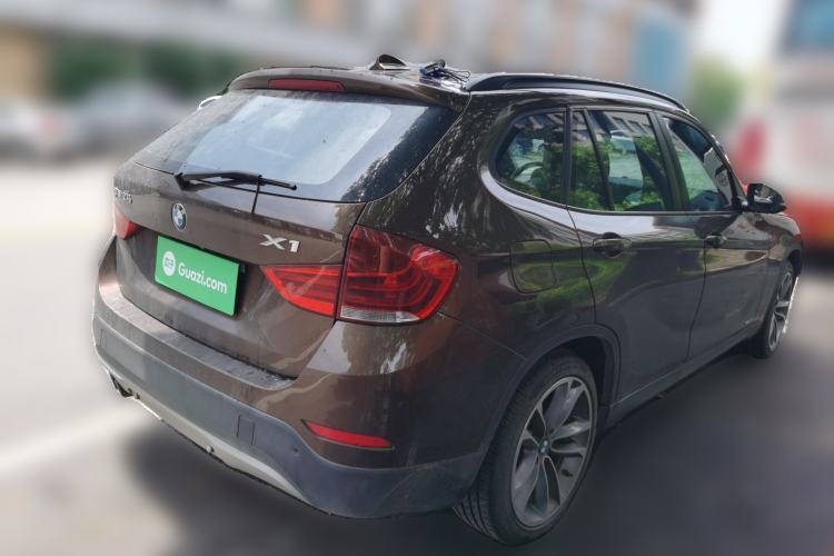 Used BMW X1 2015 sDrive18i Leading Edition Rear Right 45 Deg