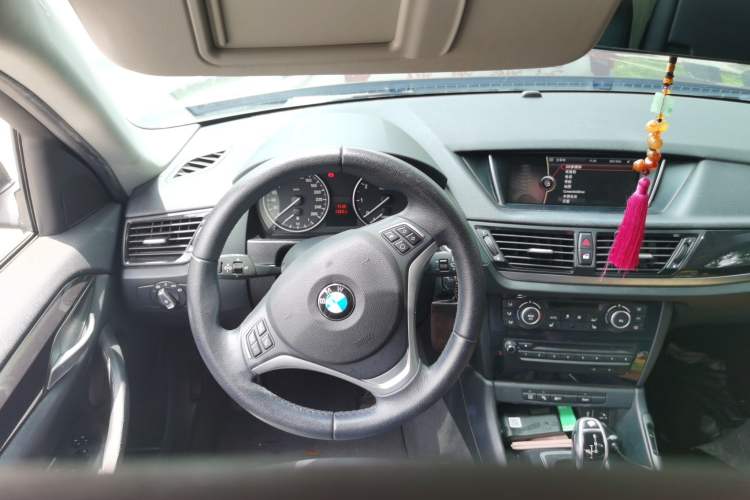Used BMW X1 2015 sDrive18i Leading Edition Steering Wheel