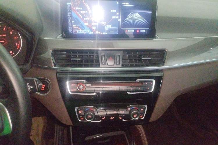 Used BMW X1 2016 sDrive20Li Luxury Model Audio And AC Panel