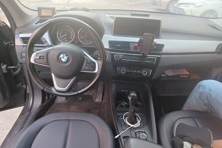 Used BMW X1 2016 sDrive18Li Fashion Model Center Console