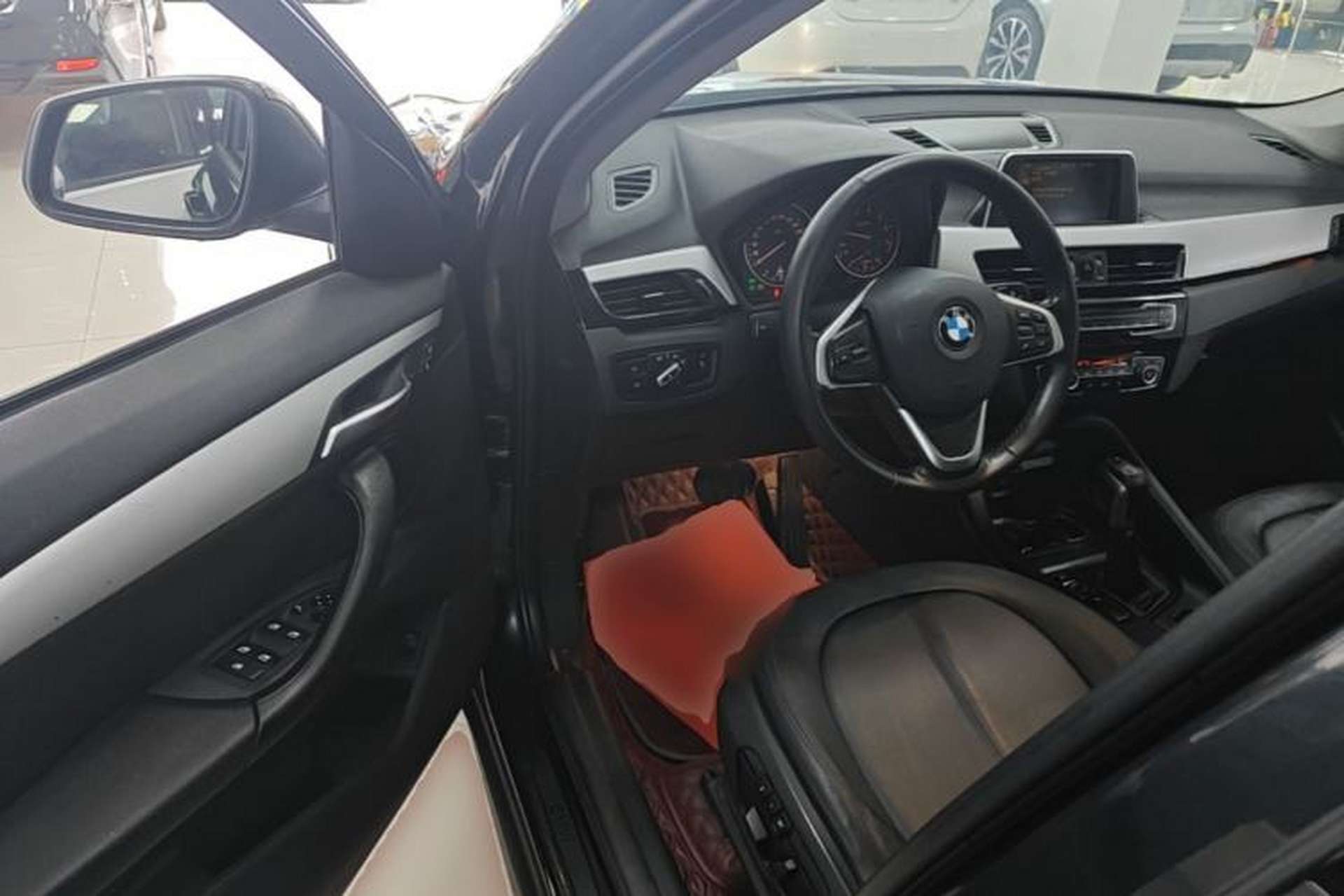 Used BMW X1 2016 sDrive18Li Premium Edition Driver Seat