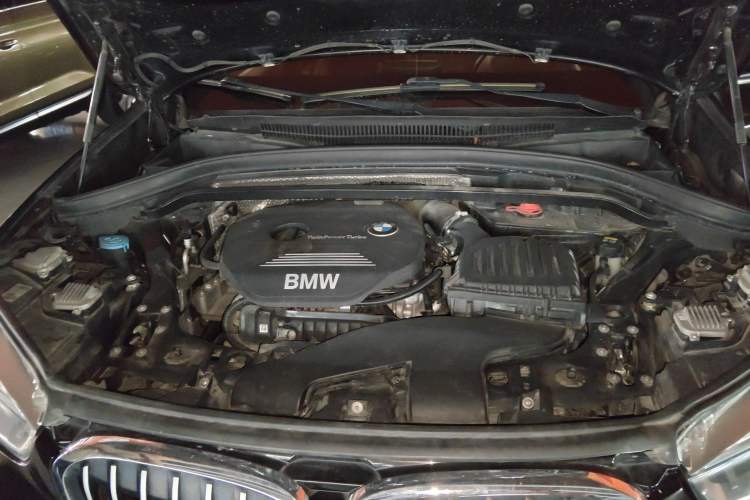 Used BMW X1 2016 sDrive18Li Premium Edition Engine Bay