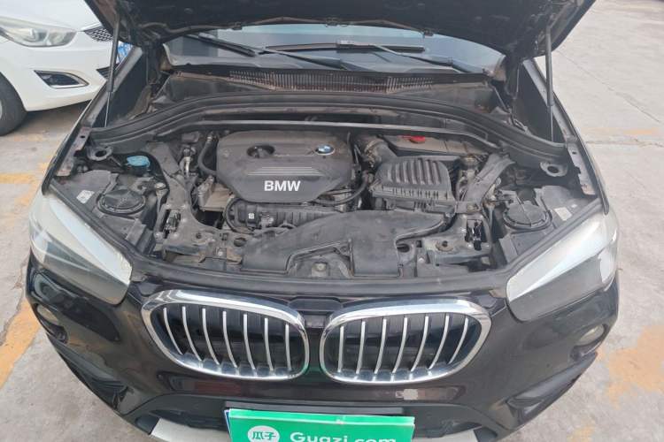 Used BMW X1 2016 sDrive18Li Fashion Model Engine Bay