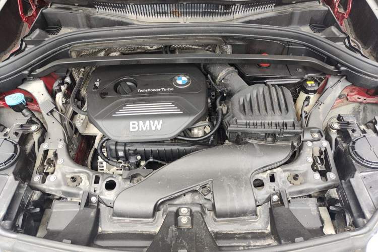 Used BMW X1 2016 sDrive18Li Fashion Model Engine Bay