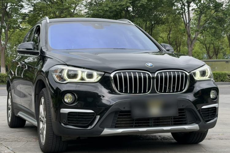 Used BMW X1 2016 xDrive20Li Luxury Model Exterior 2