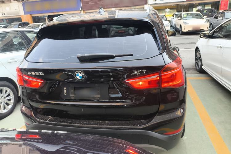 Used BMW X1 2016 sDrive18Li Premium Edition Exterior 4