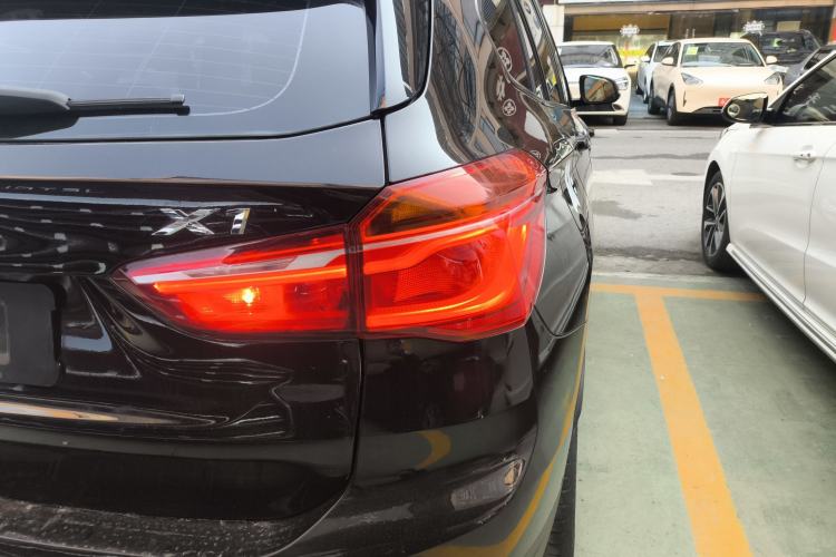 Used BMW X1 2016 sDrive18Li Premium Edition Exterior 6