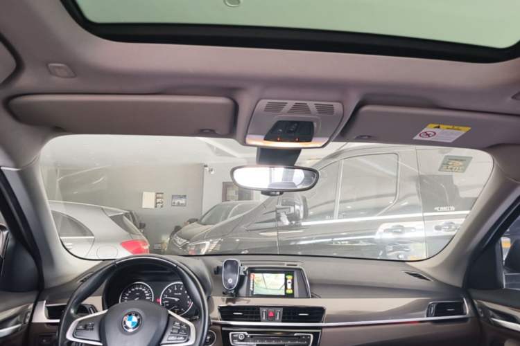 Used BMW X1 2016 sDrive20Li Luxury Model Headliner