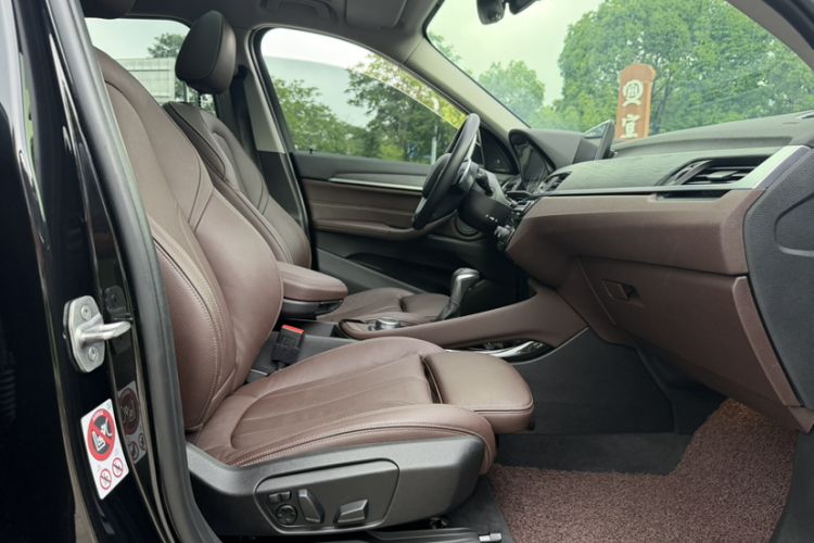 Used BMW X1 2016 xDrive20Li Luxury Model Interior 2