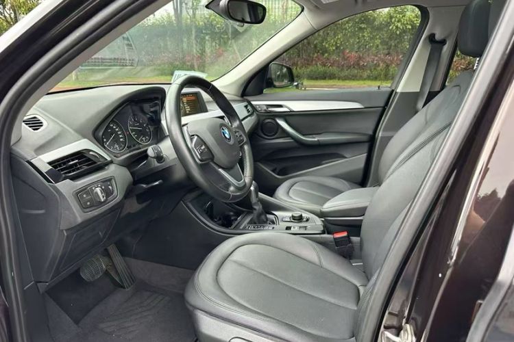Used BMW X1 2016 sDrive18Li Premium Edition Interior 2