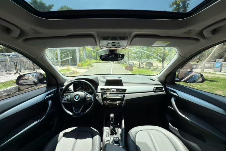 Used BMW X1 2016 sDrive18Li Premium Edition Interior 3