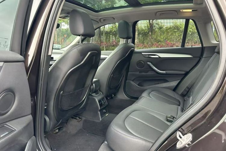 Used BMW X1 2016 sDrive18Li Premium Edition Interior 3