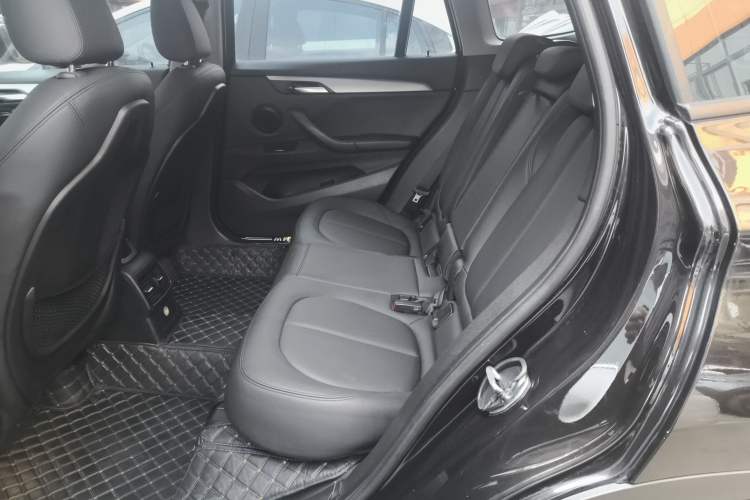 Used BMW X1 2016 sDrive18Li Premium Edition Interior 4