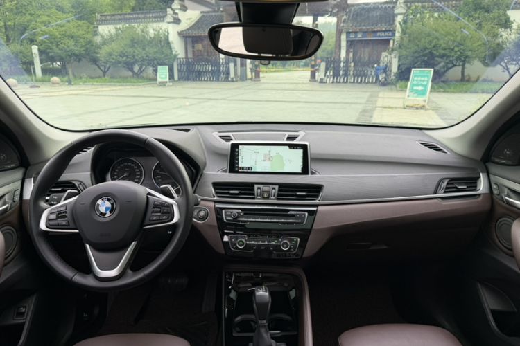 Used BMW X1 2016 xDrive20Li Luxury Model Interior 5