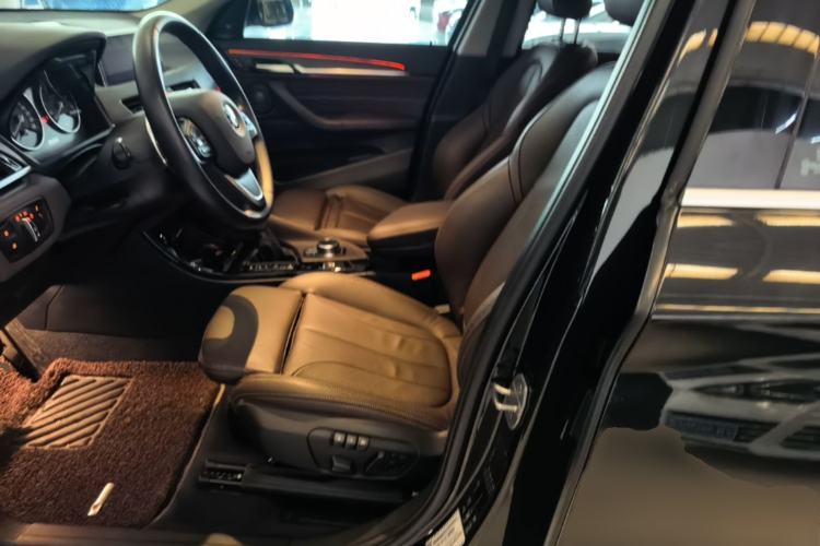 Used BMW X1 2016 xDrive20Li Luxury Model Left Front Seat