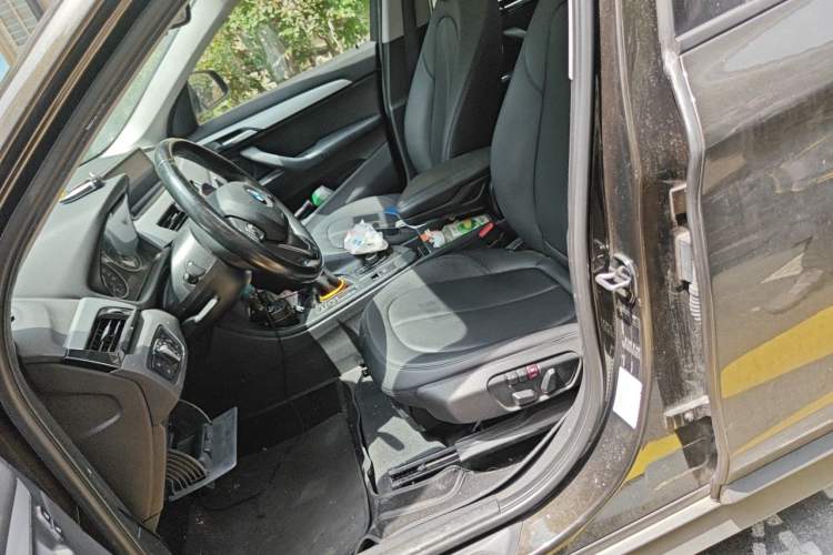 Used BMW X1 2016 sDrive18Li Fashion Model Left Front Seat