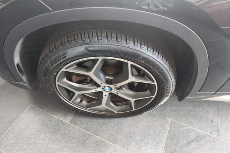 Used BMW X1 2016 sDrive20Li Luxury Model Left Front Wheel Hub
