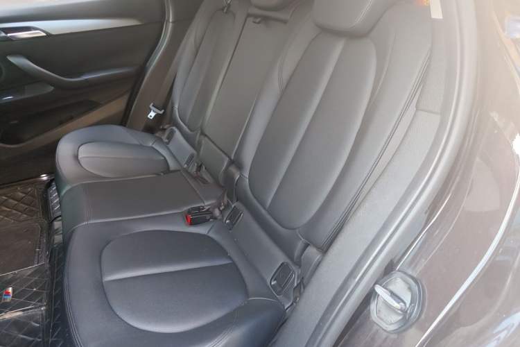 Used BMW X1 2016 sDrive18Li Fashion Model Left Rear Seat