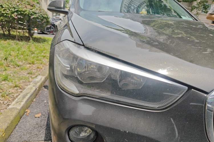 Used BMW X1 2016 sDrive18Li Fashion Model Right Front Headlight