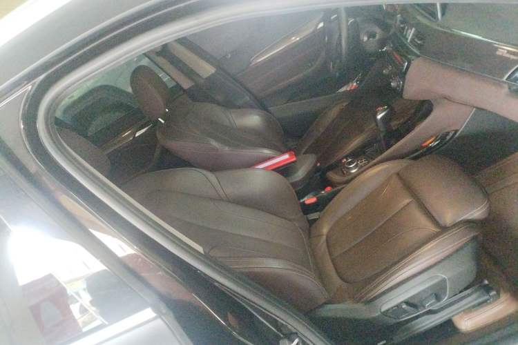 Used BMW X1 2016 sDrive20Li Luxury Model Right Front Seat