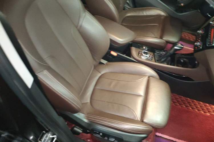 Used BMW X1 2016 sDrive20Li Luxury Model Right Front Seat